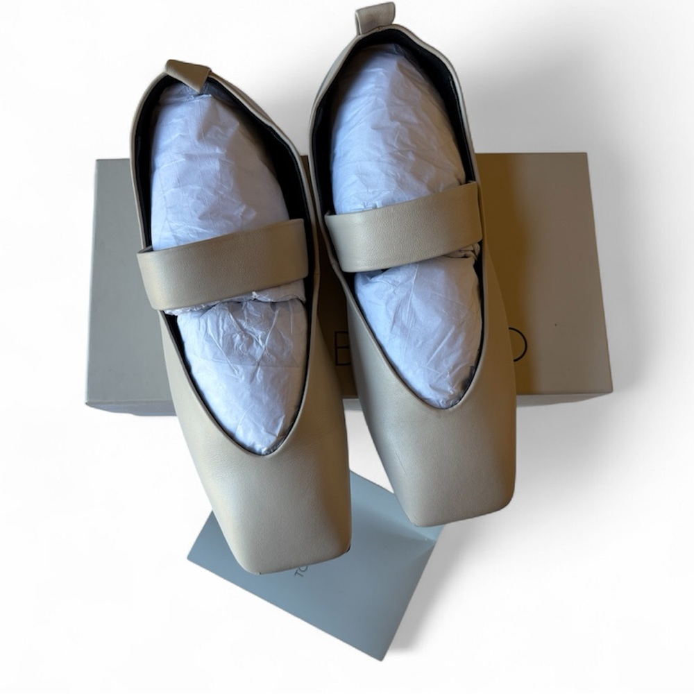 Tony Bianco Beige Square-Toe Leather Flats